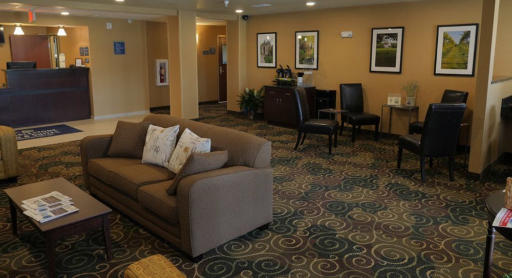 Cobblestone Inn & Suites-Winterset מראה חיצוני תמונה