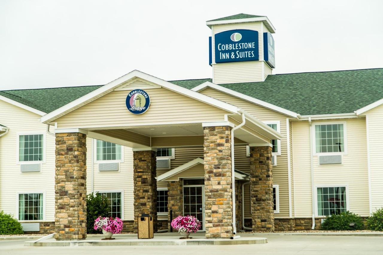 Cobblestone Inn & Suites-Winterset מראה חיצוני תמונה