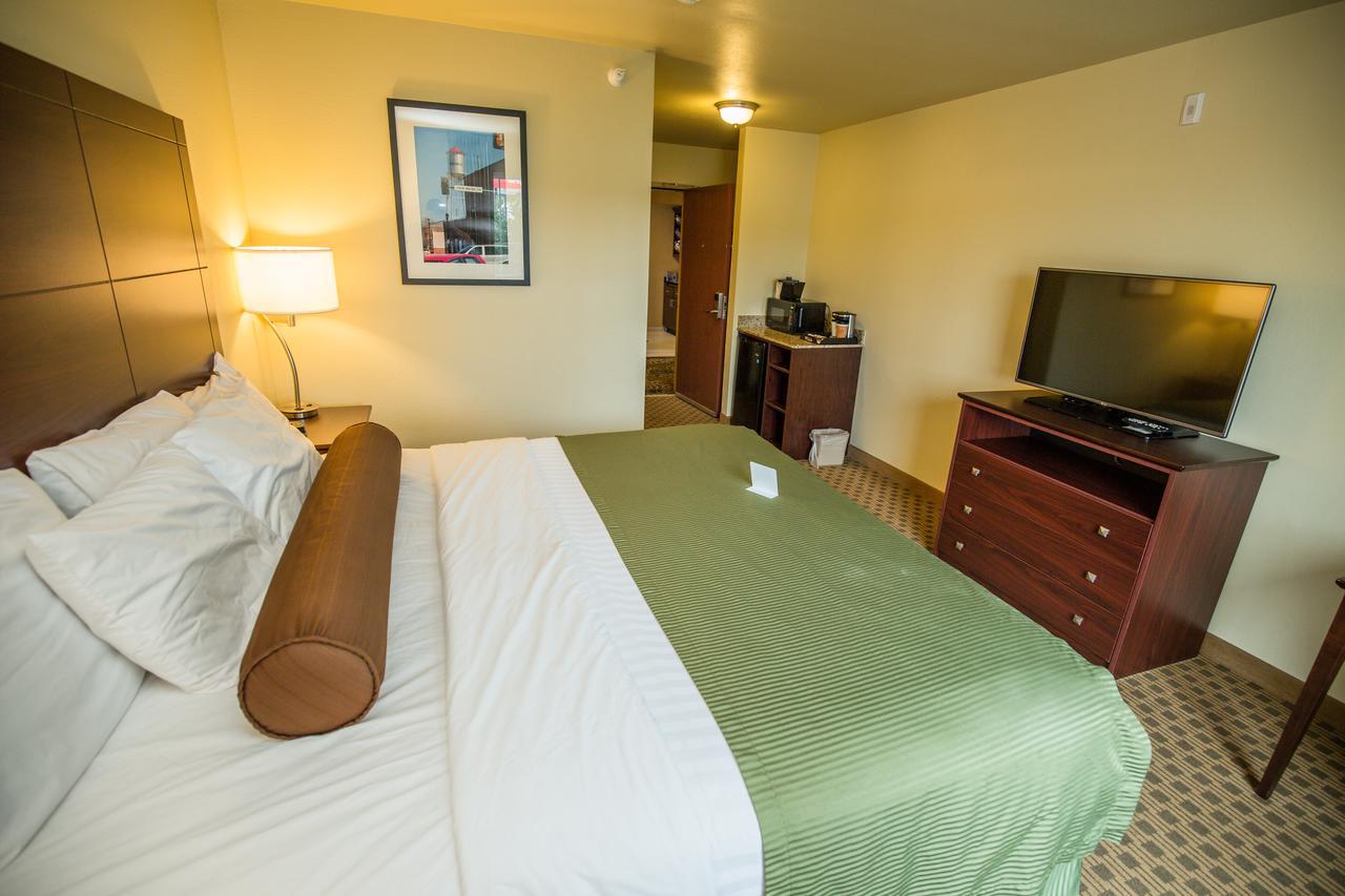 Cobblestone Inn & Suites-Winterset מראה חיצוני תמונה